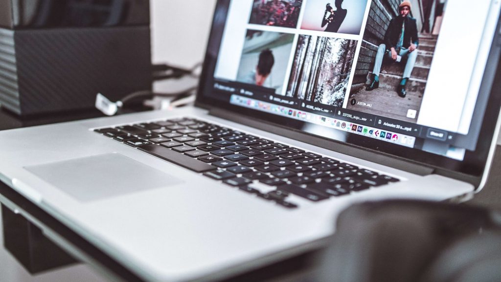 PHOTOSHOP_vitaly-sacred-RMBEjU99A1I-unsplash-1 (1)